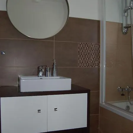 Appartement A 10 Metros Da De *